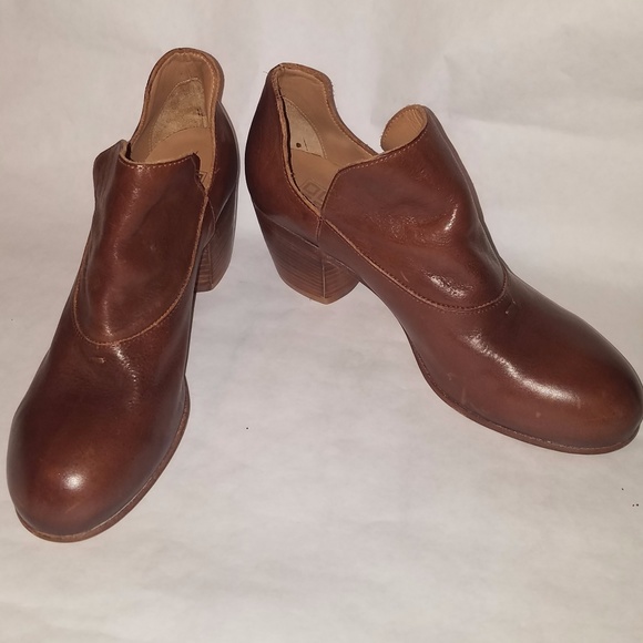 Moma Shoes - MOMA ANKLE BOOTIE COGNAC LEATHER 38 WOMENS 8M